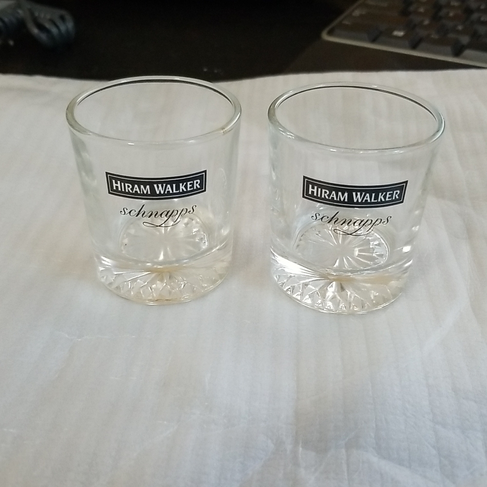 Pair of 2oz Hiram Walker Schnapps shot glasses, used excellent condition.